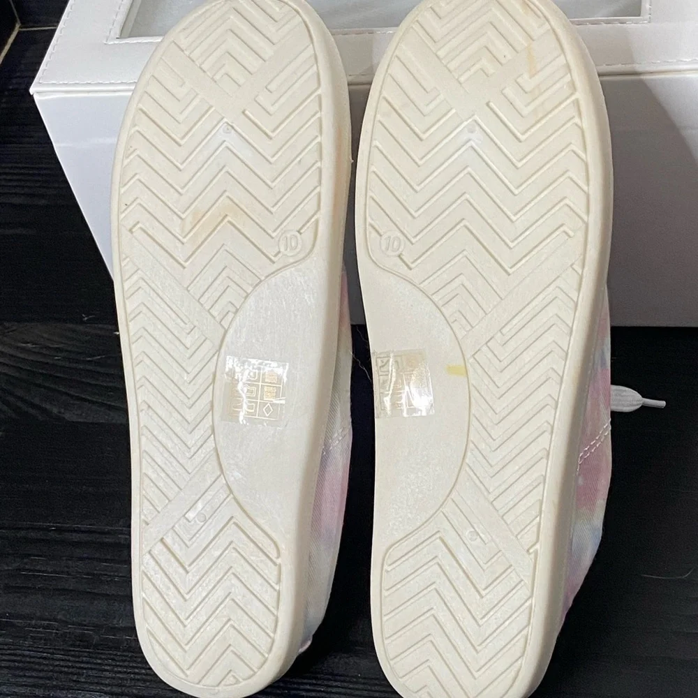 Pink/Cream‎ Tie-dye Canvas Sneaker
